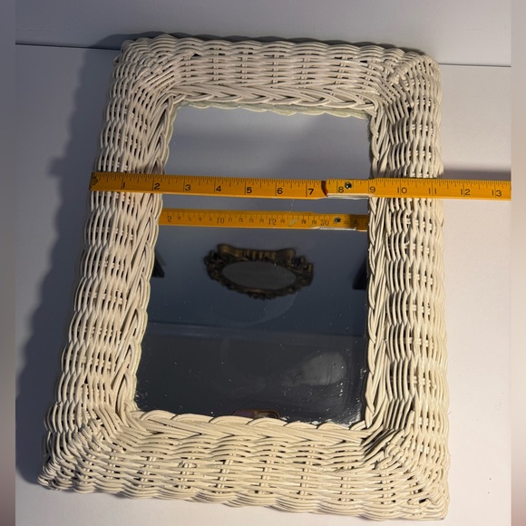 Vintage Wicker Framed Mirror 16x11” - Picture 4 of 5